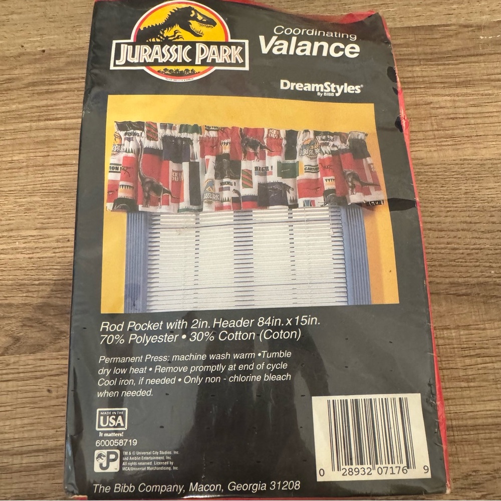 Vintage Jurassic Park Valance Curtains NIB - Picture 2 of 3